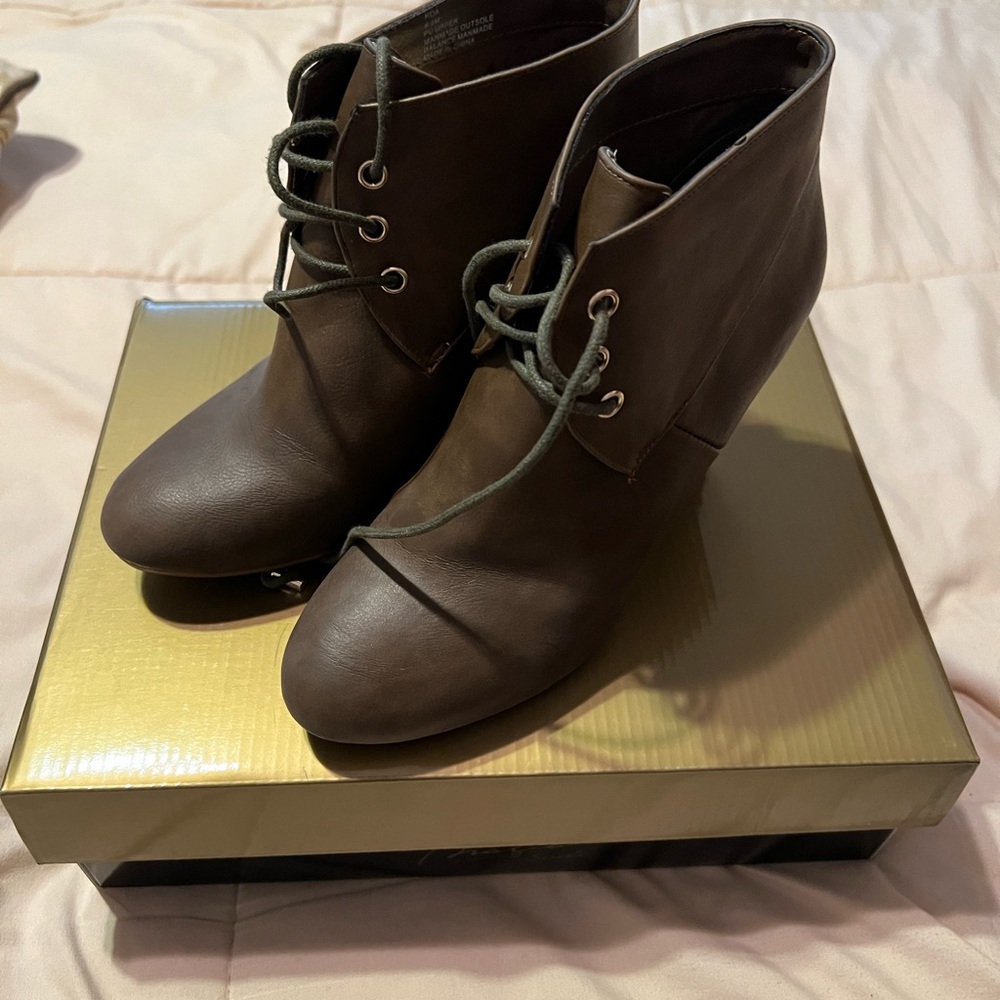 Thalia Shoes